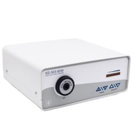 Vir hladne svetlobe za laparoskopijo in histeroskopijo